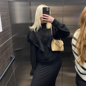 Ysl - Som ny, skriv för bättre bilder! Lägg egna bud