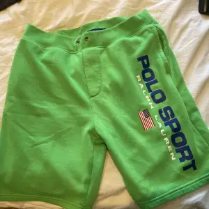 Gröna Ralph Lauren shorts