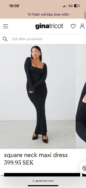 Svart långklänning  - Så fin klänning från Gina! Köpte för 1 vecka sedan i både s och m och säljer S! Den är stretchig så den passar även en M. Så fin att ha som kjol eller bara en klänning❤️ orginalpris  400