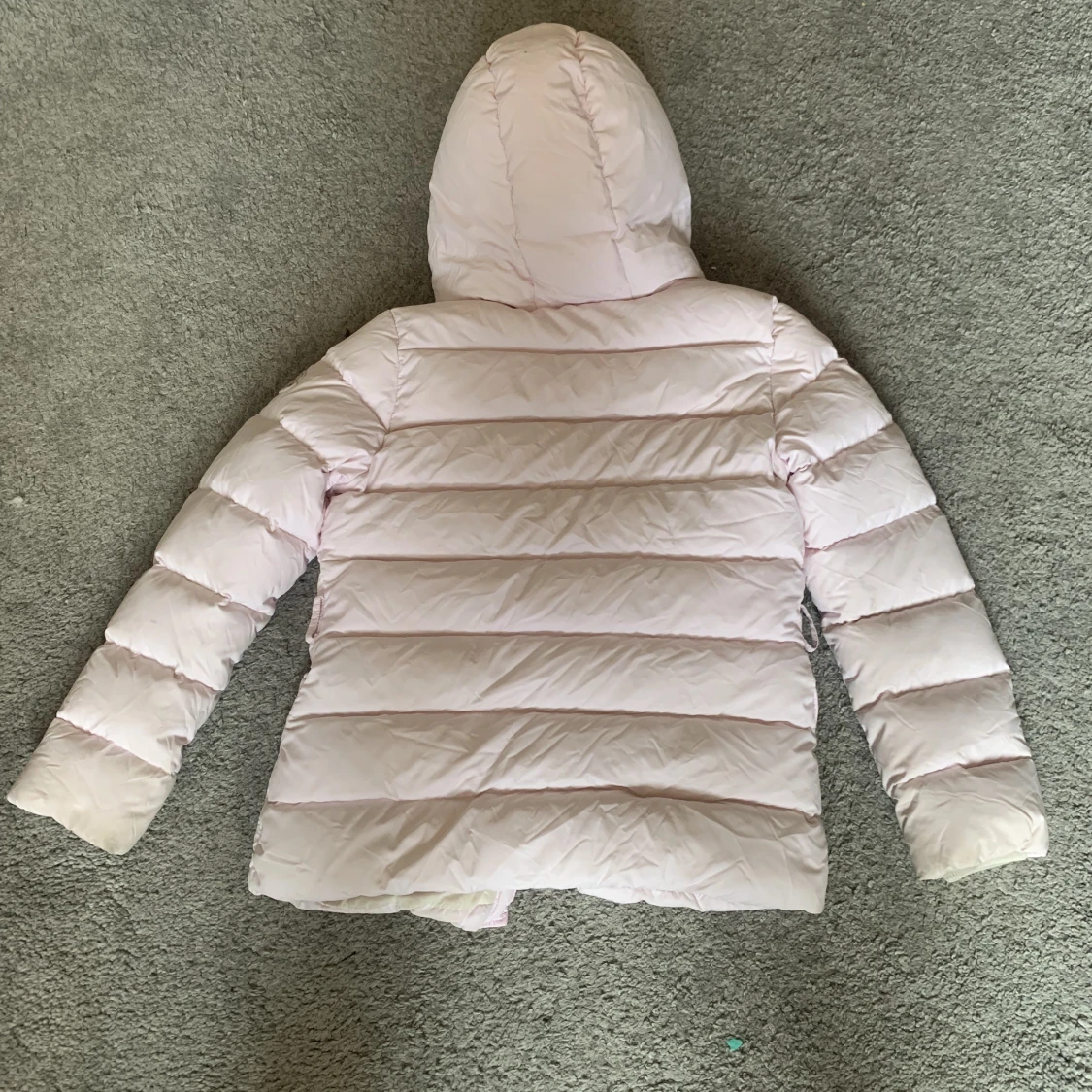 Moncler jacka  - 90