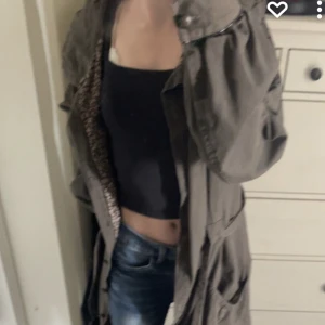 Jacka  - Så fin gammel dags jacka, är för stor, köpt på second hand för 450kr, pris går att diskutera 