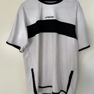 Unihoc strl l - Fint skick  Strl L fint och mörkblå 