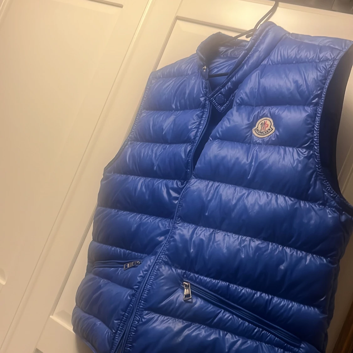 Moncler väst storlek M passar S - 91