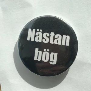 Nästan bög - Pin