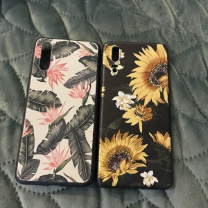 Blommiga skal - Jätte söta, till huawei p20💕