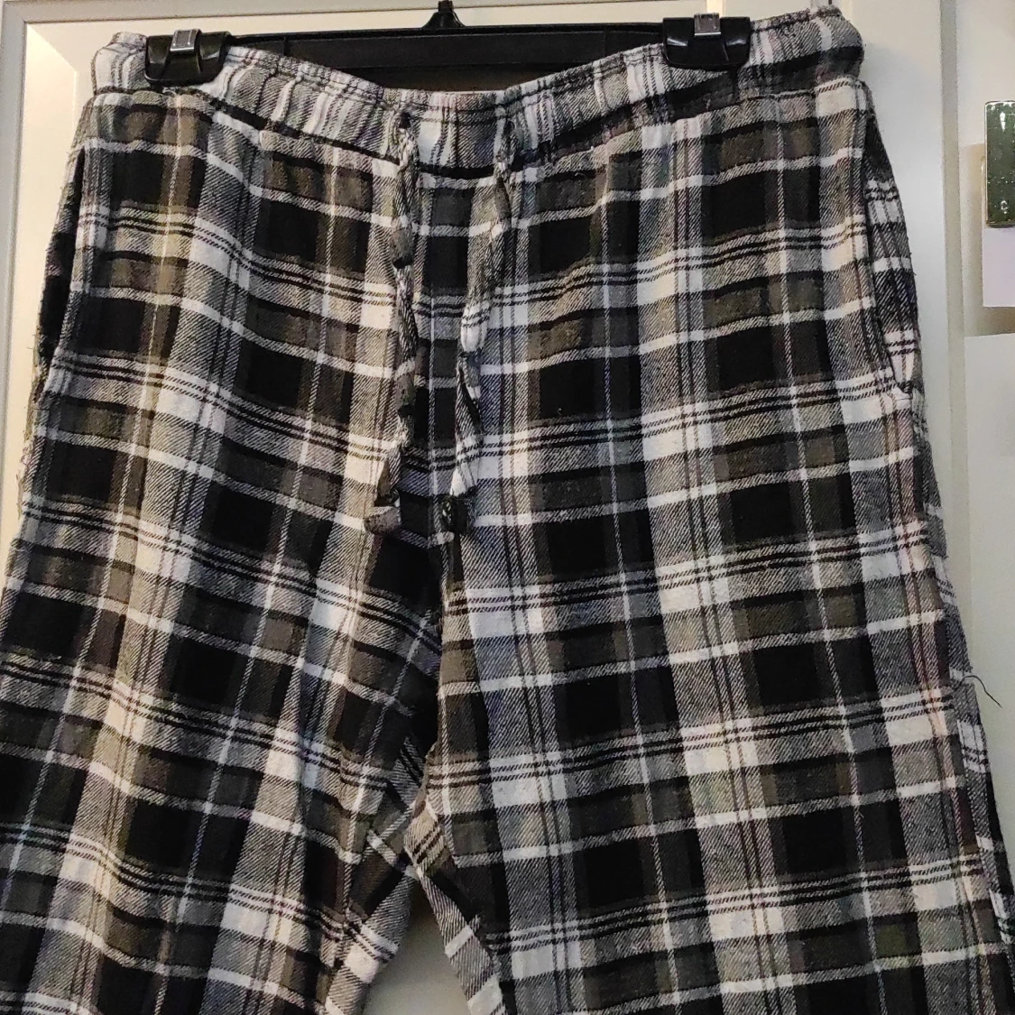 Grå rutiga pjbyxor - 90