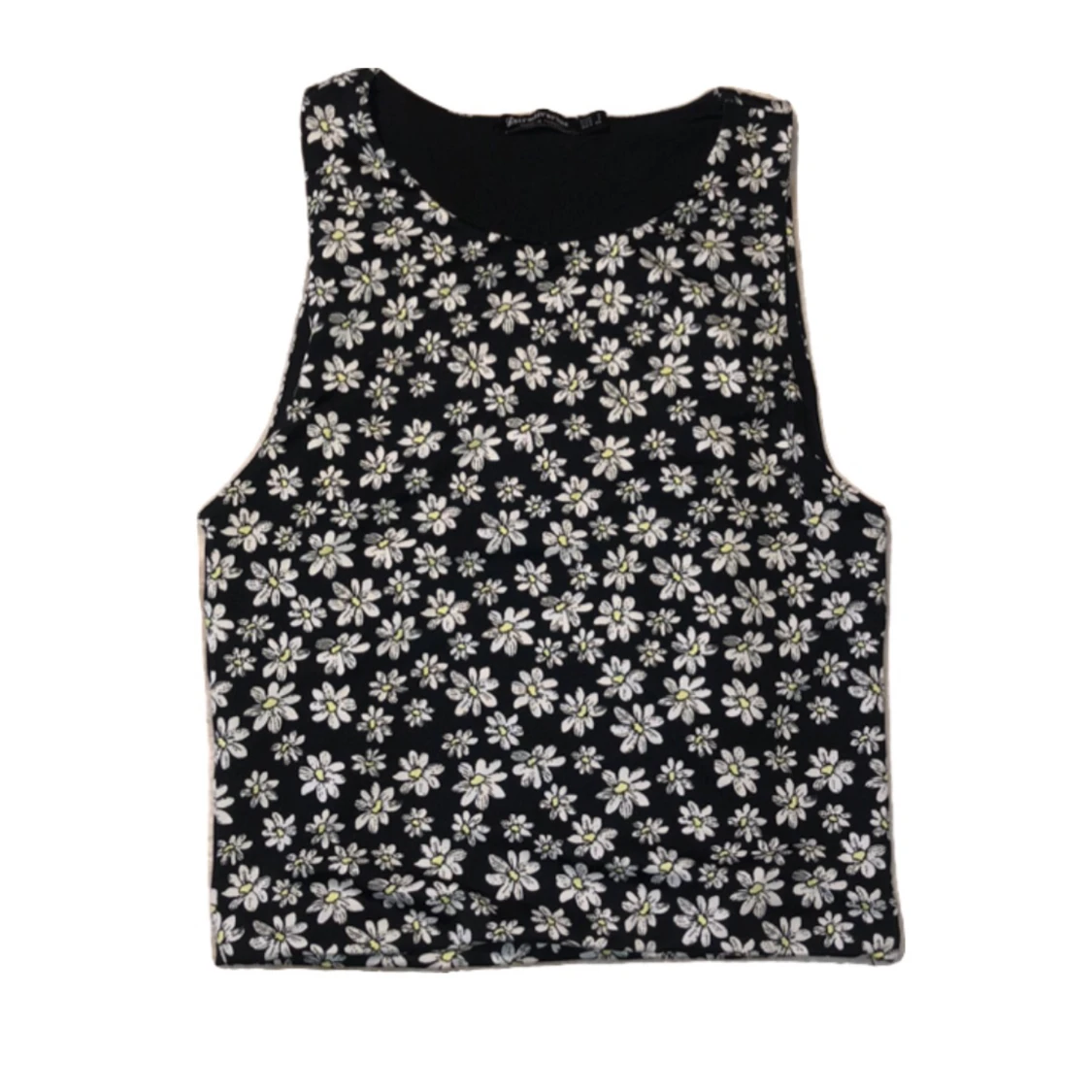 STRADIVARIUS BLOMMIG TOPP