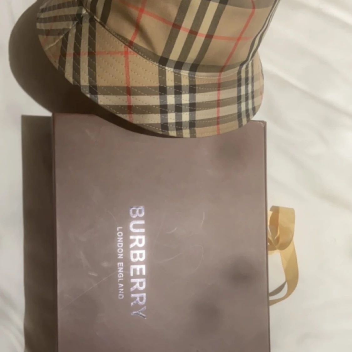 Burberry hatt - 90