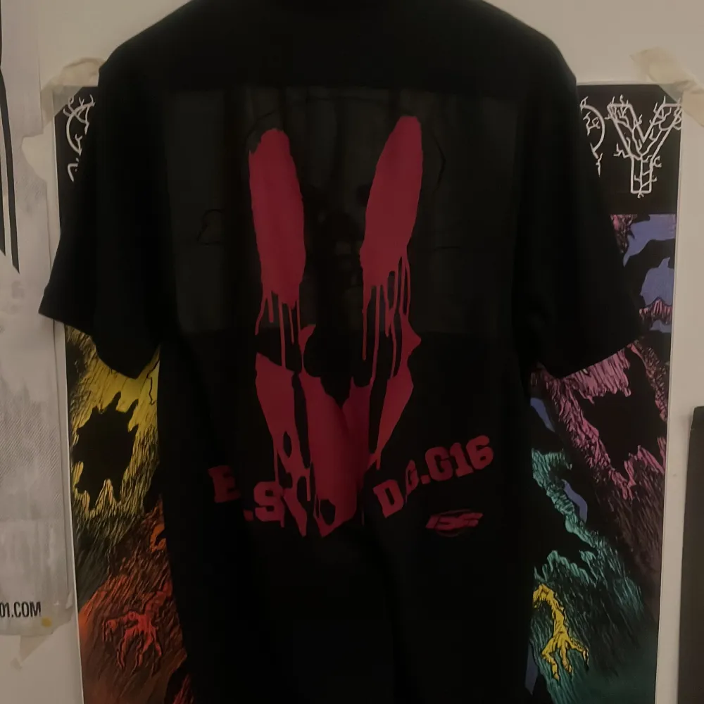 Bladee eversince polo Barely använd. T-shirts.