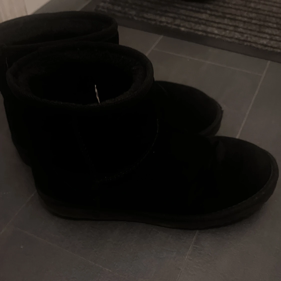 Svarta uggs 