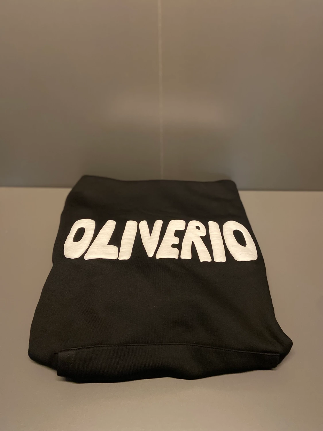 Original OLIVERIO Hoodie (Osläppt) - 90