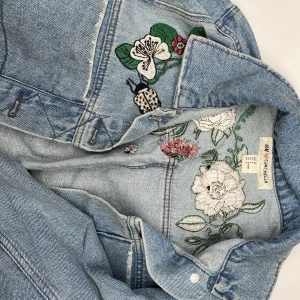 Hm jeans jacka  - Använd 1 kväll