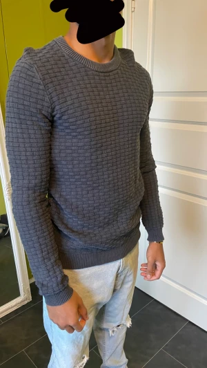 Stickad tröja  - Stickad tröja i bra skick inga slitningar 💞