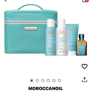 Present box - Present box från morocain oil. Aldrig använd och fortfarande i sin plast förpackning. Skriv vid frågor eller intresse ❤️ bästa julklappen. Nypris 579. Jag säljer för 490