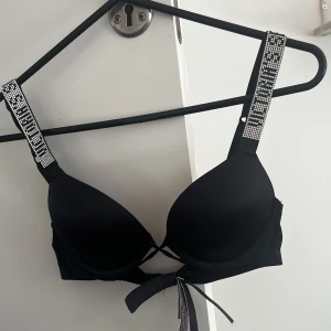 Victoria secret  - Vill gärna byta till en mindre storlek, helst 70AA ❤️