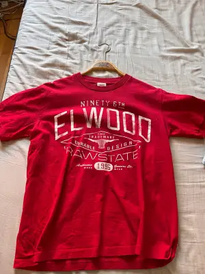 Vintage elwood t-shirt storlek S