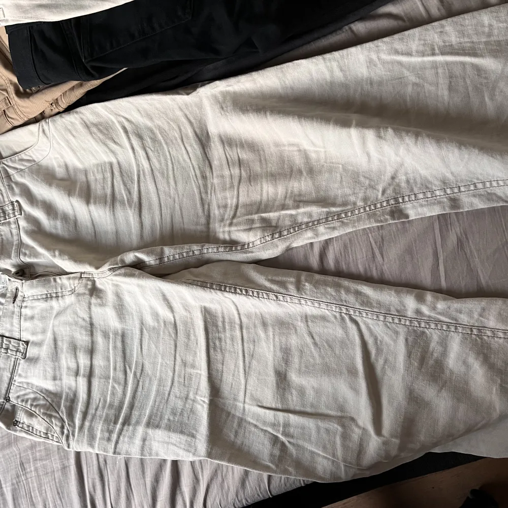 Vintage linnejeans storlek 30/32. Jeans & Byxor.