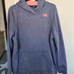 The North Face  - Fin oanvänd blus med huva strl XL 
