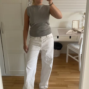 Stickat linne - Jättefint ljusgrönt/turkost stickat linne som ja köpt vintage men fint skick