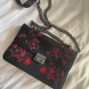 Väska - Väska från NA-KD