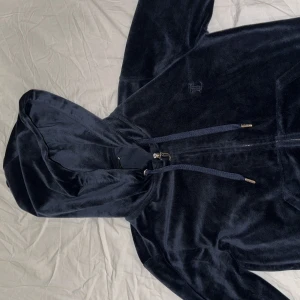 JUICY DRESS XS - Nypris 2200kr köpt på Nelly 