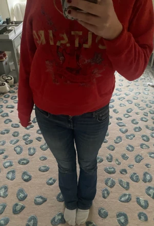 Zadig tröja - Hej! Nu säljer jag denna super snygga tröja från zadig. Säljer pga att den inte kommer till använding 