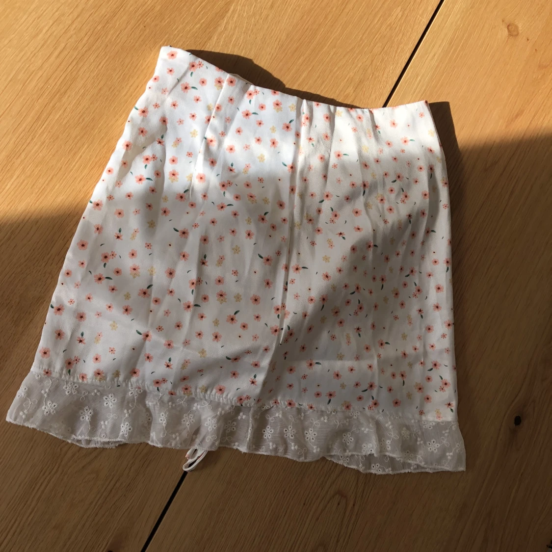 kjol med spets S - 90