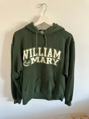 Vintage champion hoodie - Vintage mörkgrön hoodie, storlek M, pris 200kr, se bilder för skick