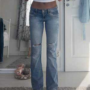 Svin snygga ltb jeans säljer pågrund av att dom är för små💗 skriv privat för mer frågor är 168