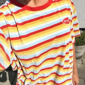 Cool puma t-shirt - Cool t-shirt!! Använder som lite oversize men är manlig storlek L