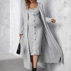 Klänning/kofta - En jätte fin klänning med tillhörande lång kofta? Använd endast en gång 