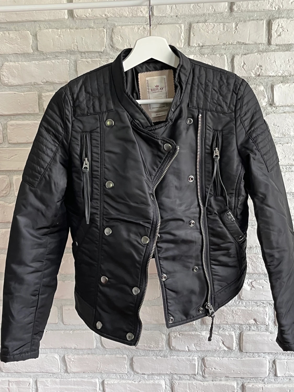Svart Replay jacka 