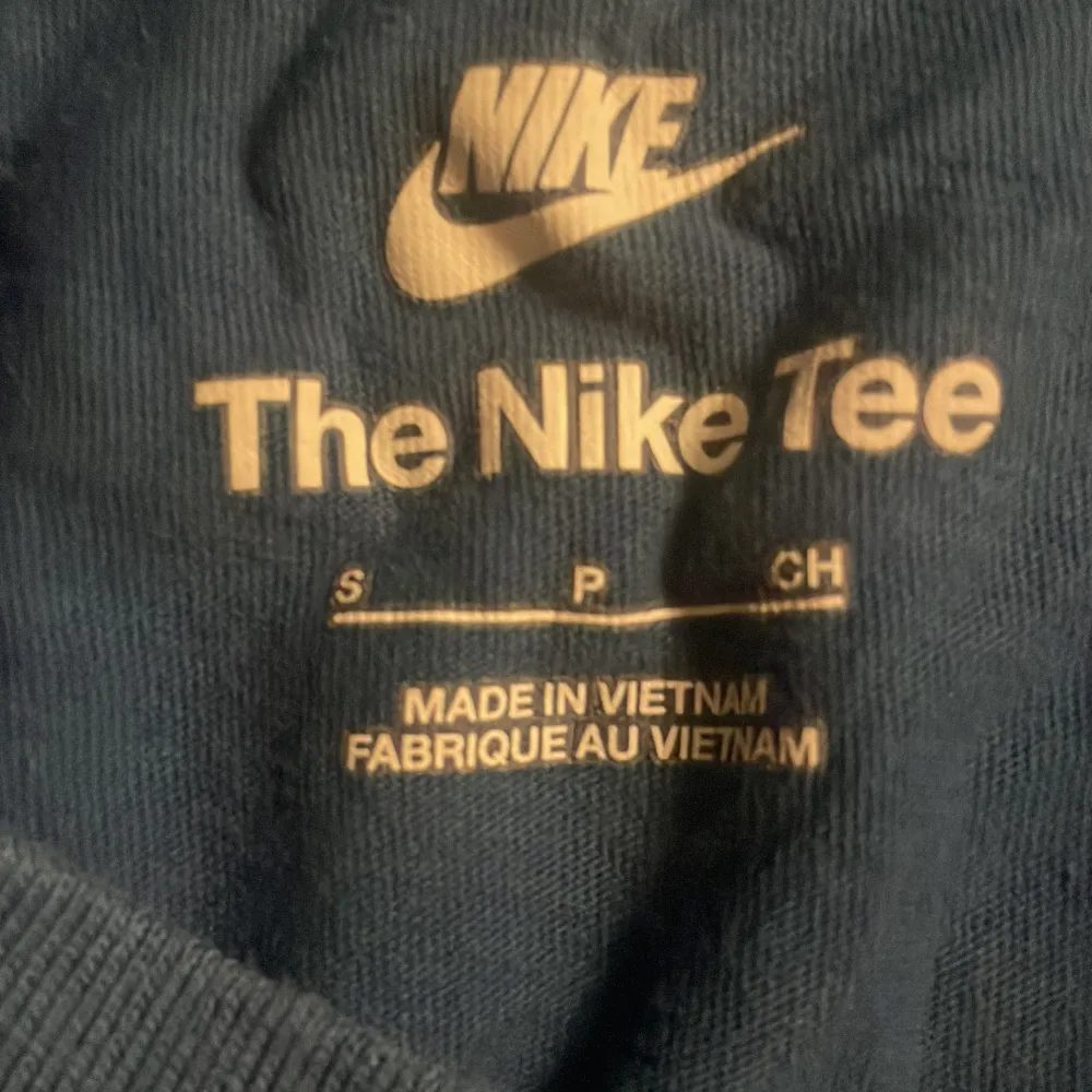 Den Nike tröja 1 gång använd. T-shirts.