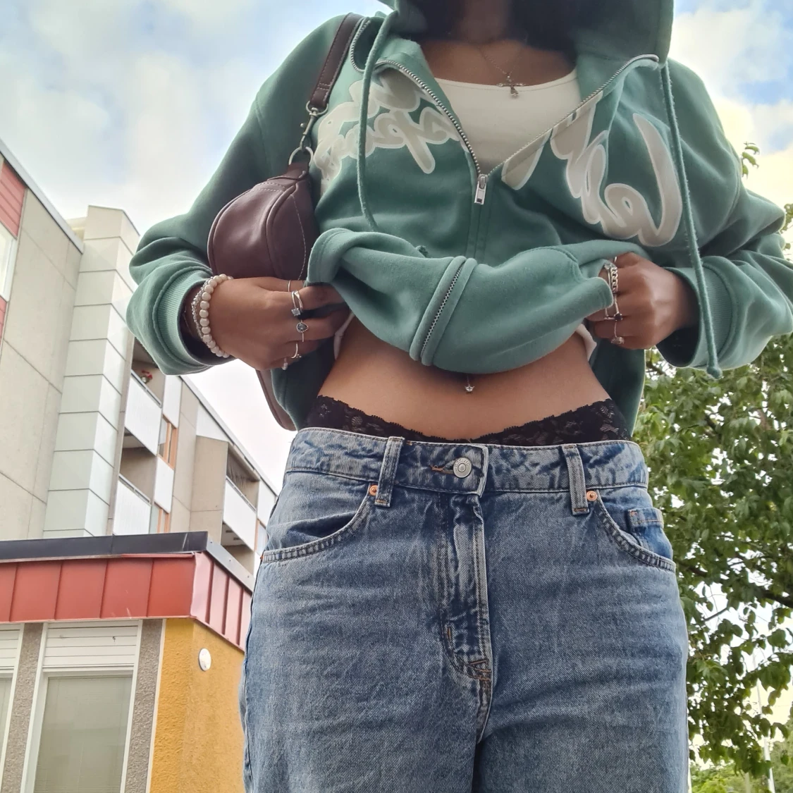 Grön tjocktröja med print