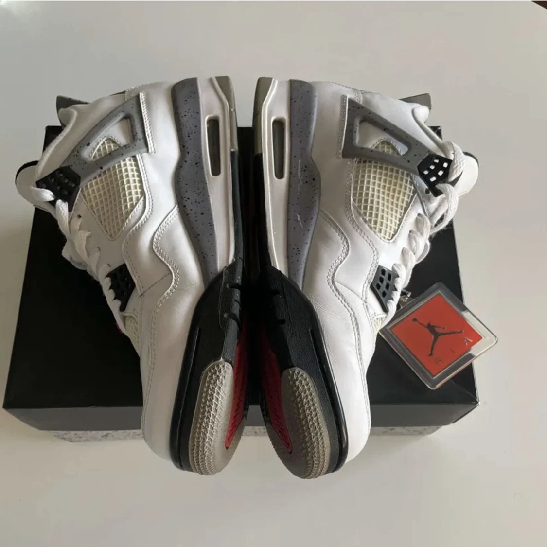 Jordan 4 white cement - 90
