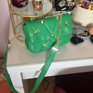 En snygg väska  - En ny väska 