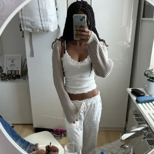 Bolero - En bolero från hm! Ingår även i ett paketpris för 100kr som finns i min profil