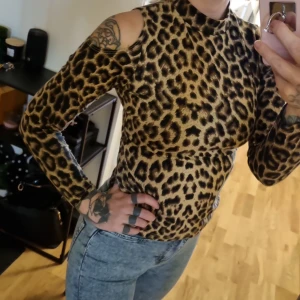 Topp - Sparsamt använd 