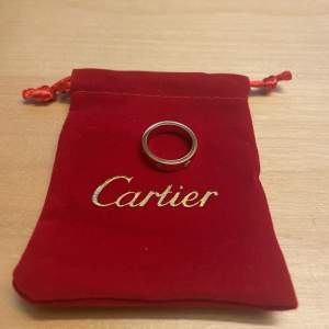 Cartier ring bra kvalite  Rostfritt  Storlek 7 = 17,3  