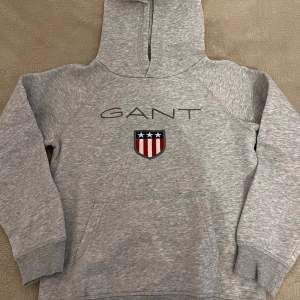 Gant hoodie storlek Xs ny pris 989kr