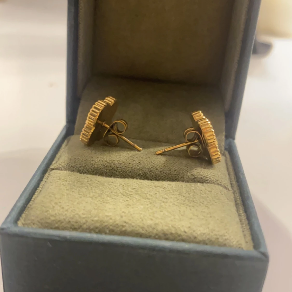 Super gulliga örhängen  - 91