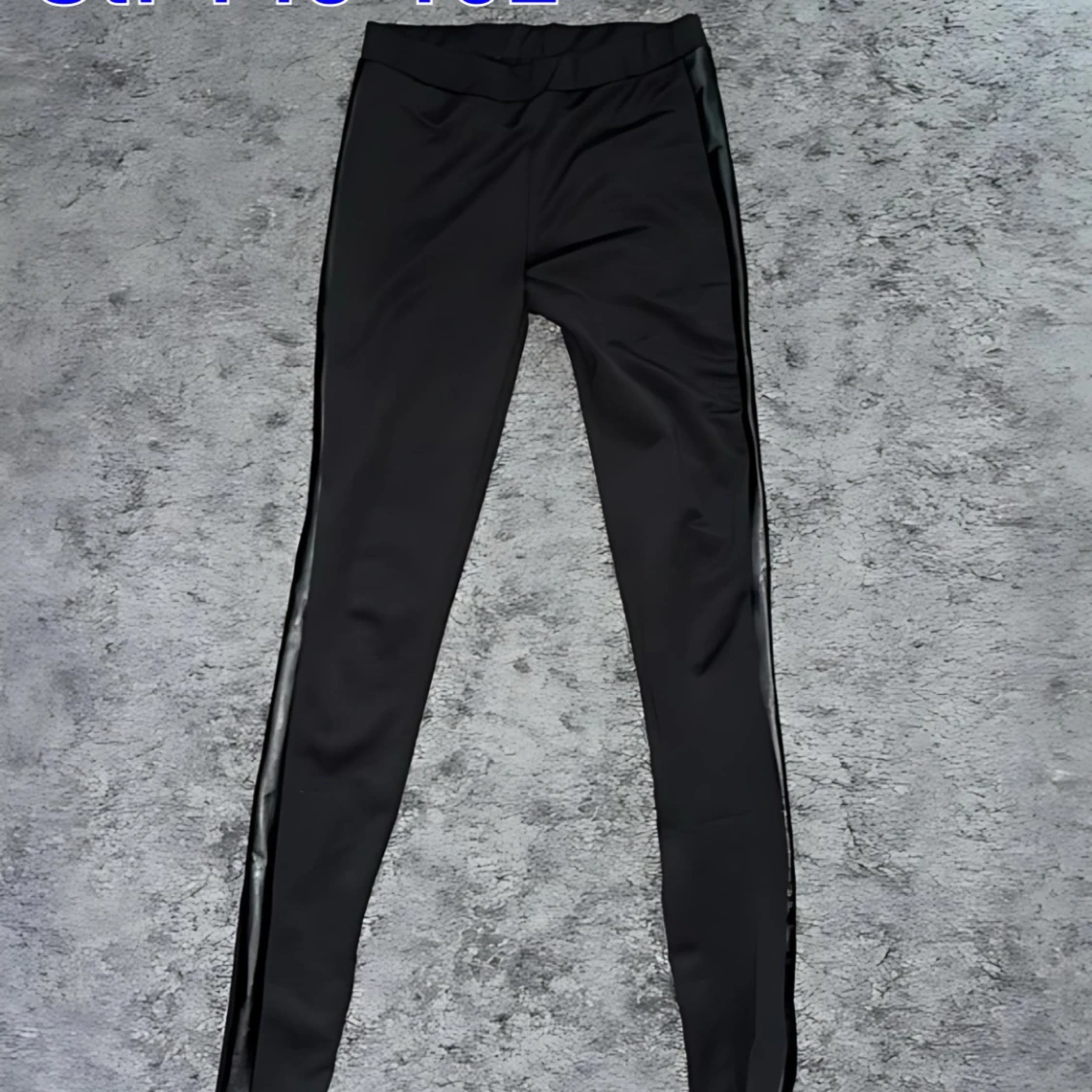 Svarta tights med läder