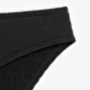 Bikini - Jag säljer en bikini som kostar 99 kr i storlek:S/M/L