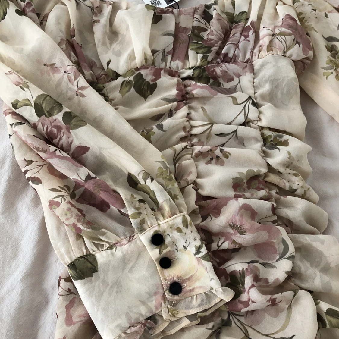 Blommig klänning Zara - 90