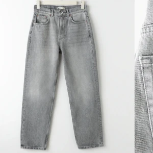 Jeans✨✨ - Jeans ifrån gina tricot, storlek 38!! 200 kr + frakt🫶🏼🫶🏼