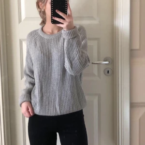 Tröja  - Kommer inte till någon användning 