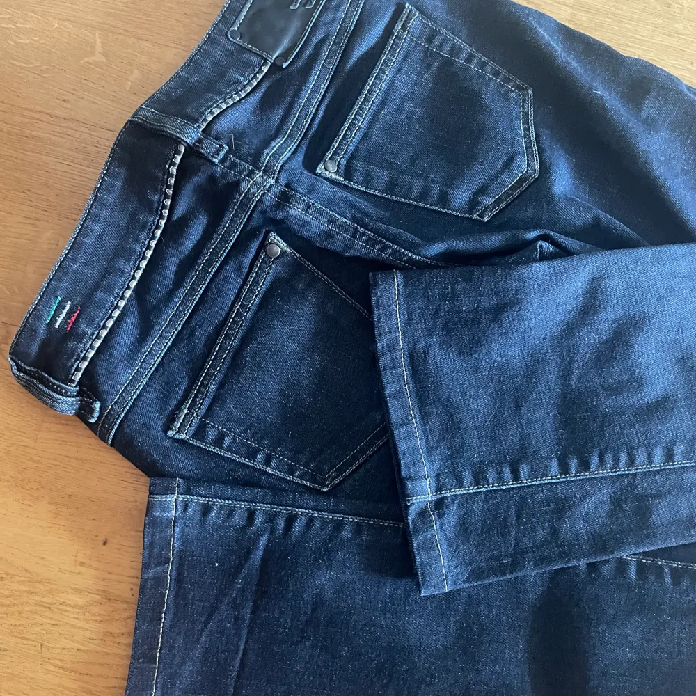 Supersnygga lågmidjade jeans som aldrig kommer till användning!💙. Jeans & Byxor.
