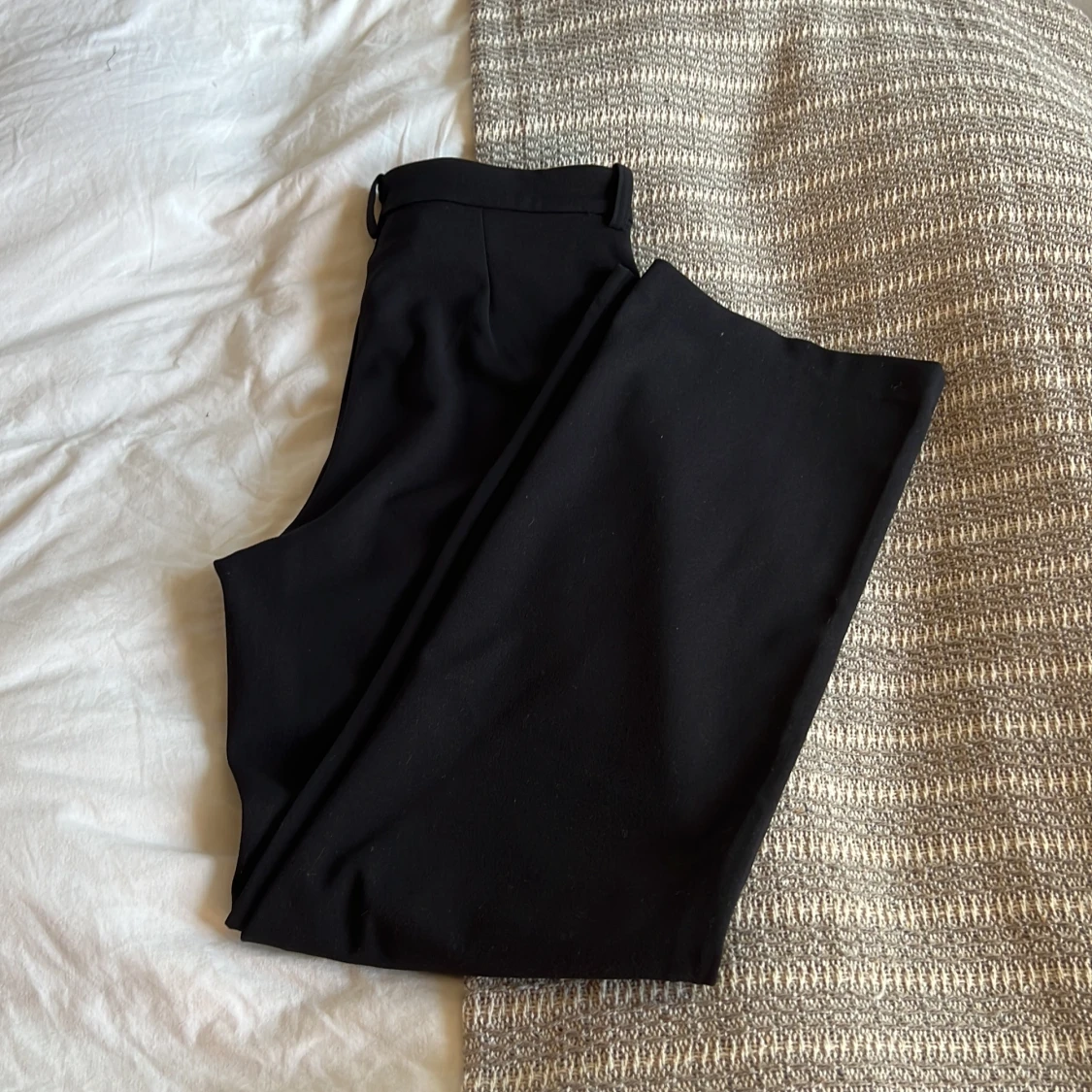 Snygga kostymbyxor  - 91