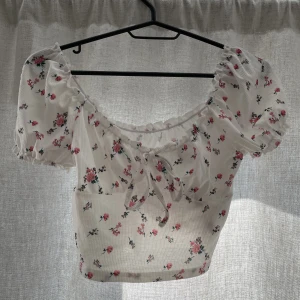 Crop Top - Sommartopp. Använd en gång bara.
