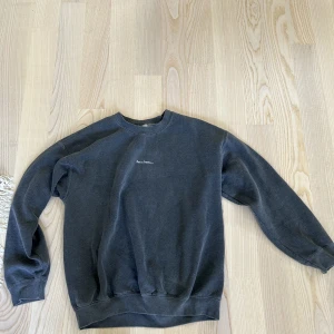 Tjocktröja Iets Frans - Skön tjocktröja perfekt att bära hemma på slappardagar. 